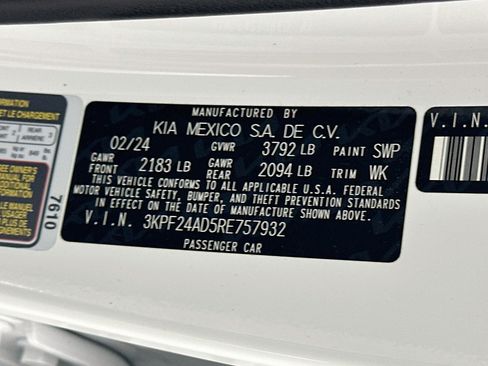 Used 2024 Kia Forte LXS FWD image 12
