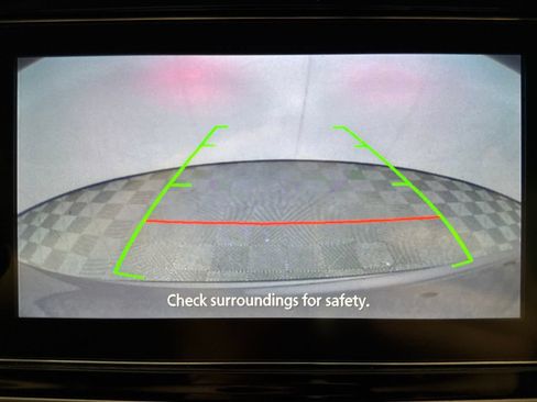 Used 2019 Mitsubishi Outlander AWD image 14