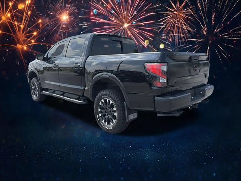 Used 2021 Nissan Titan PRO-4X w/ Pro-4x Convenience Package AWD/4WD image 3