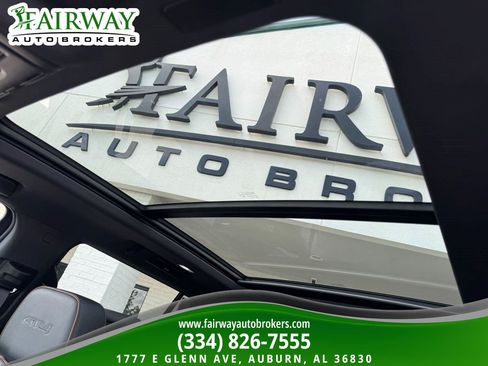 Used 2026 GMC Yukon AT4 w/ AT4 Premium Plus Package AWD/4WD image 26