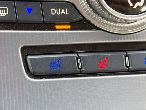 Used 2017 Lincoln MKZ Reserve w/ Technology Package image 21