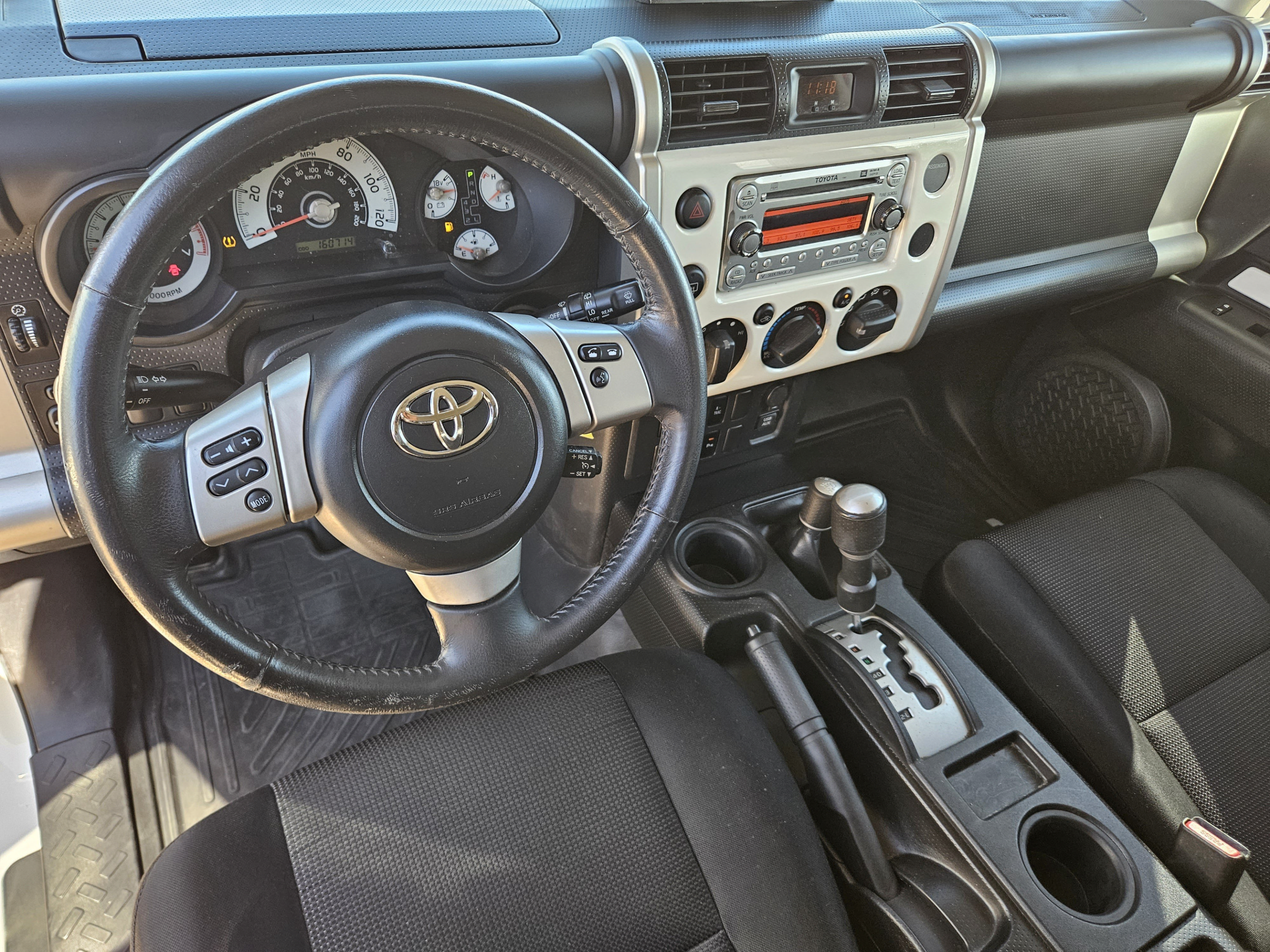 Used 2012 Toyota FJ Cruiser 4WD image 17