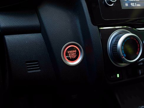 Certified 2018 Honda Fit EX-L image 27