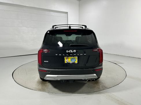 Used 2022 Kia Telluride EX w/ EX Premium Package AWD/4WD image 34