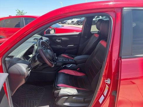 Used 2023 Honda HR-V Sport image 8