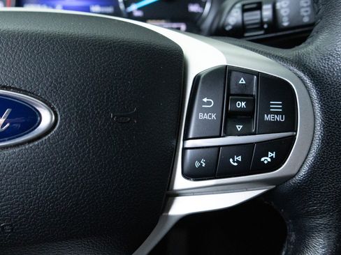 Used 2021 Ford Explorer XLT AWD/4WD image 19