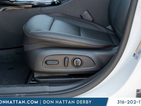 New 2026 Chevrolet Trax RS image 21