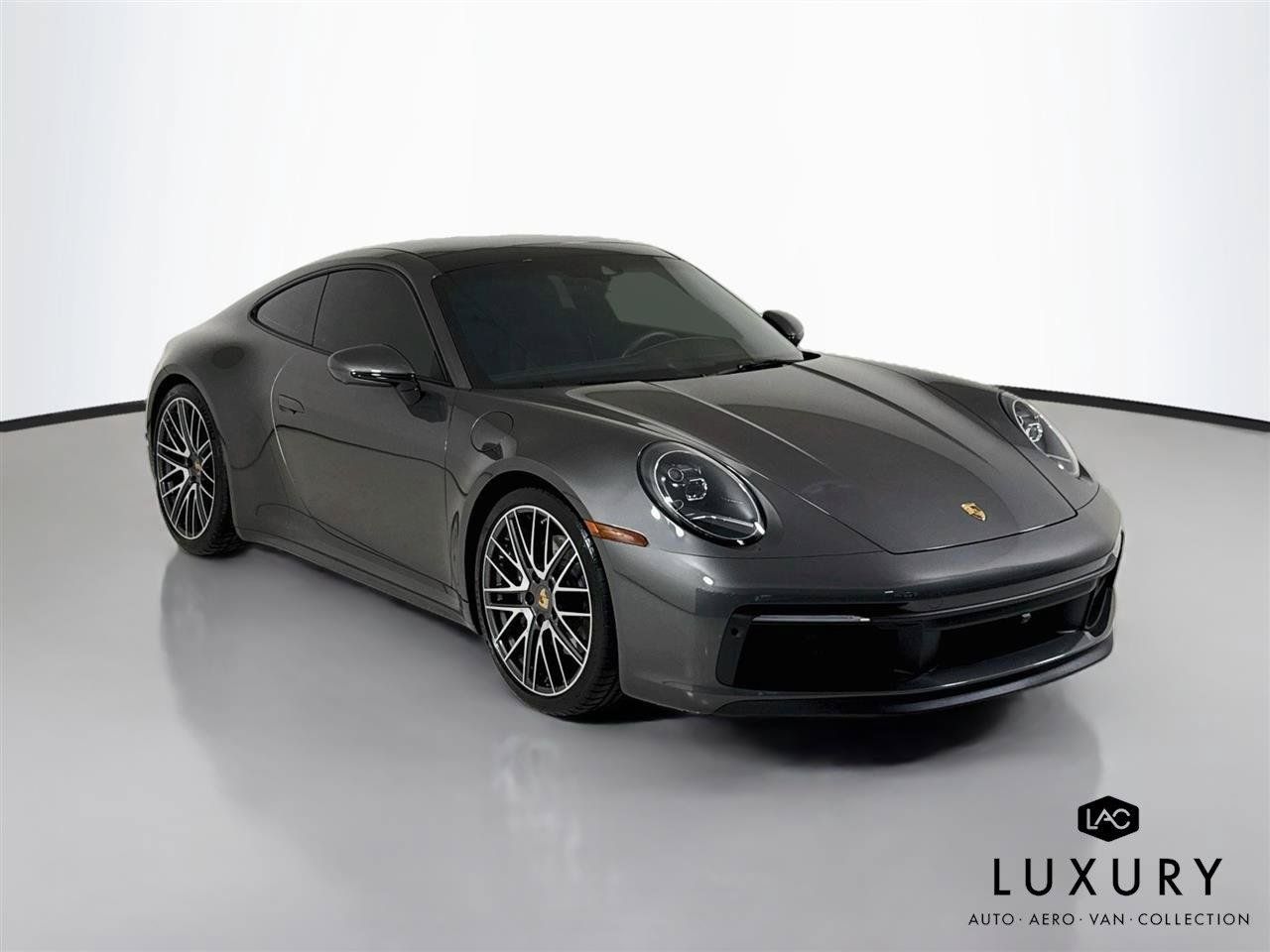 Used 2024 Porsche 911 Carrera 4S AWD/4WD image 3