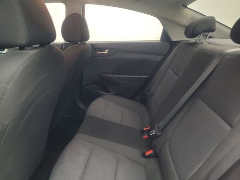 Used 2021 Hyundai Accent SE FWD image 18