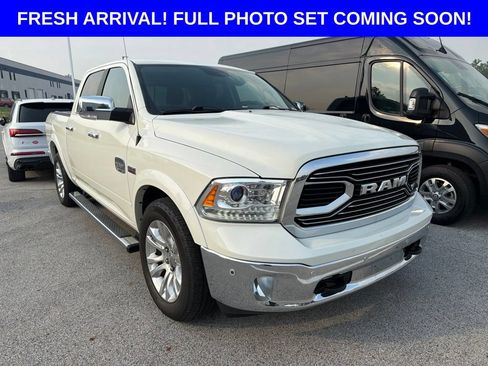 Used 2018 RAM 1500 Laramie Longhorn RWD image 2