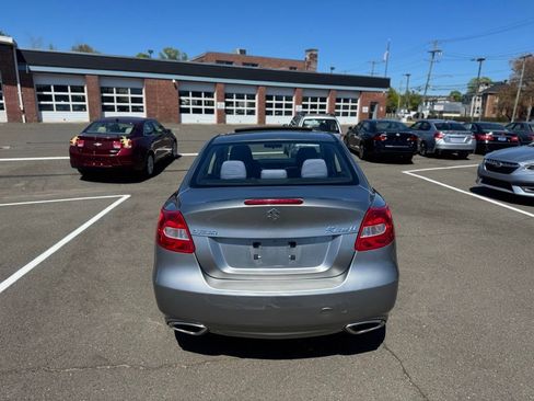 Used 2010 Suzuki Kizashi GTS FWD image 6