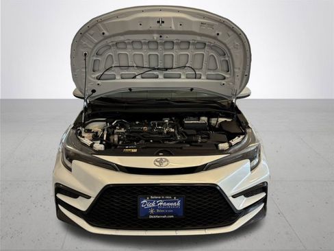 Used 2024 Toyota Corolla SE image 4