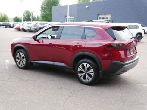 Certified 2023 Nissan Rogue SV AWD/4WD image 3