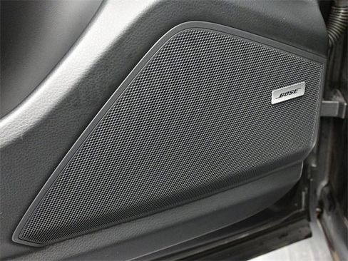 Used 2021 Porsche Cayenne Coupe w/ Premium Package image 15