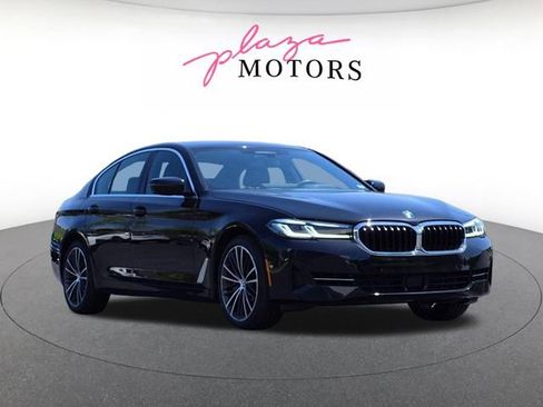 Certified 2023 BMW 540i xDrive w/ Premium Package AWD/4WD image 3