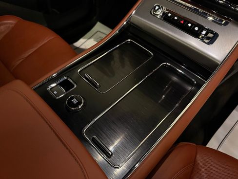 Used 2025 Lincoln Aviator Reserve w/ Jet Appearance Package image 20