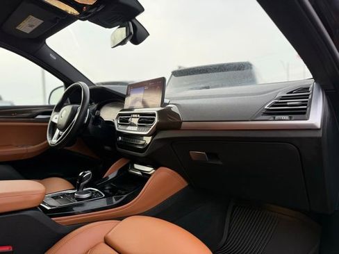 Used 2023 BMW X4 xDrive30i image 22