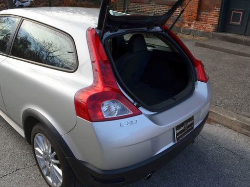 Used 2010 Volvo C30 T5 image 21