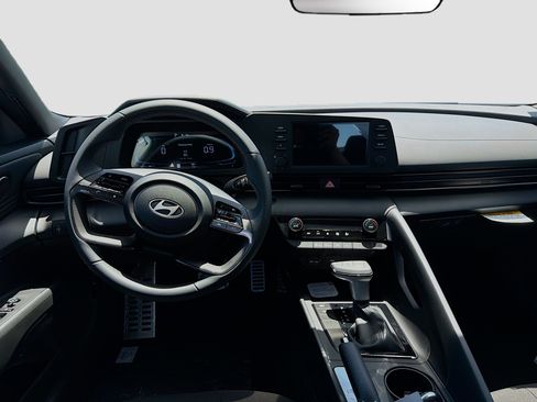 New 2026 Hyundai Elantra Sport FWD image 15
