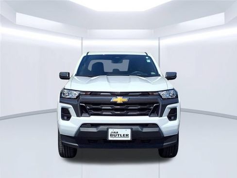 Used 2023 Chevrolet Colorado LT w/ LT Convenience Package AWD/4WD image 32