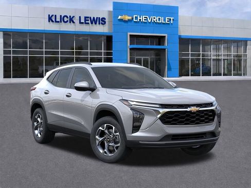 New 2026 Chevrolet Trax LT FWD image 7