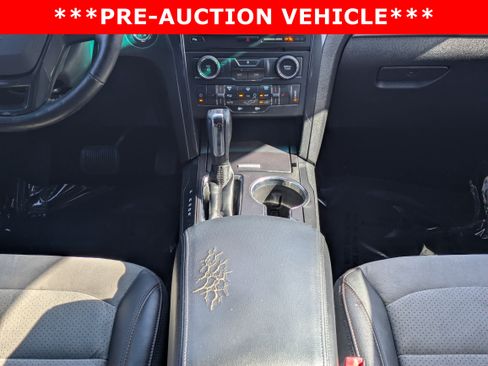 Used 2017 Ford Explorer XLT w/ Equipment Group 202A FWD image 22