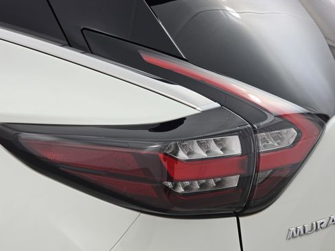 Used 2022 Nissan Murano Platinum w/ Cargo Package image 35