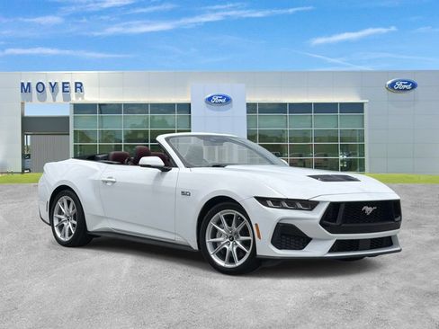 Certified 2025 Ford Mustang GT Premium RWD image 1