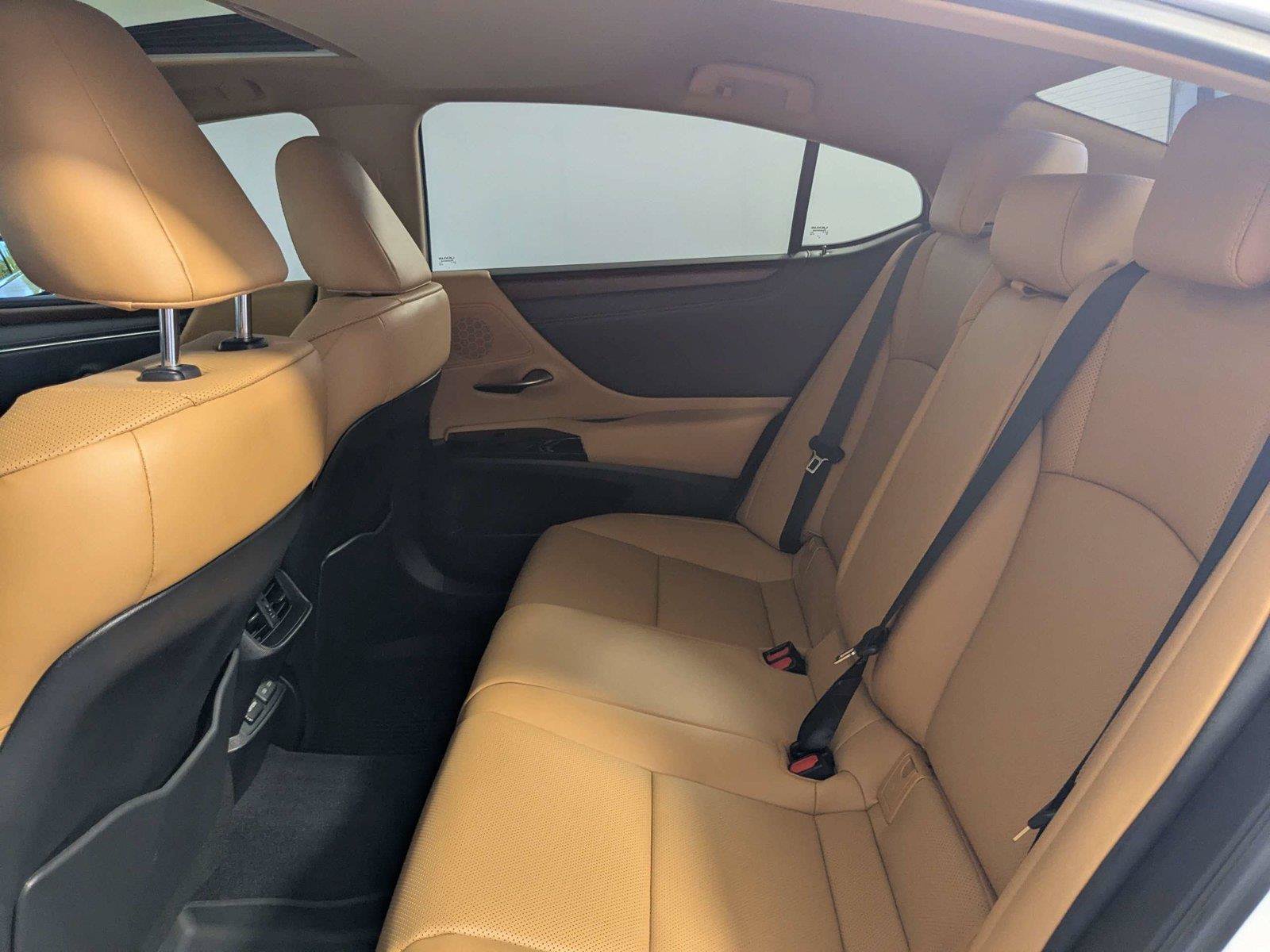 Used 2025 Lexus ES 350 w/ Premium Package FWD image 33
