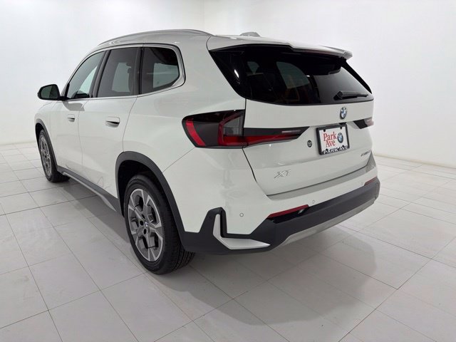 Used 2026 BMW X1 xDrive28i w/ Convenience Package AWD/4WD image 3