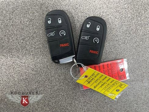 Used 2019 Dodge Durango R/T w/ Blacktop Package AWD/4WD image 27