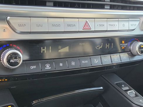 Used 2022 Kia Telluride EX image 33