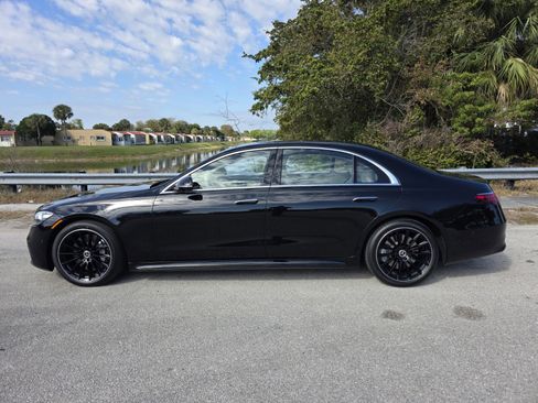 Used 2022 Mercedes-Benz S 580 4MATIC Sedan image 7