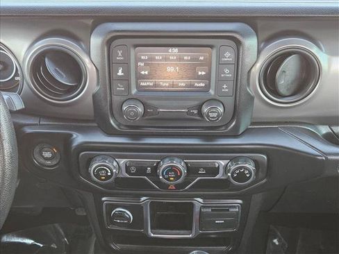 Used 2021 Jeep Wrangler Unlimited Sport AWD/4WD image 19