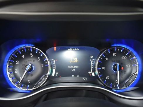 New 2026 Chrysler Pacifica Select FWD image 18