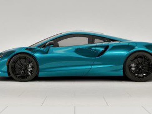 Used 2024 McLaren Artura image 2