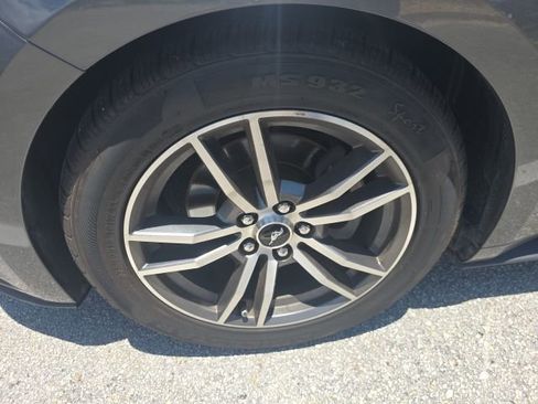 Used 2016 Ford Mustang Premium RWD image 25