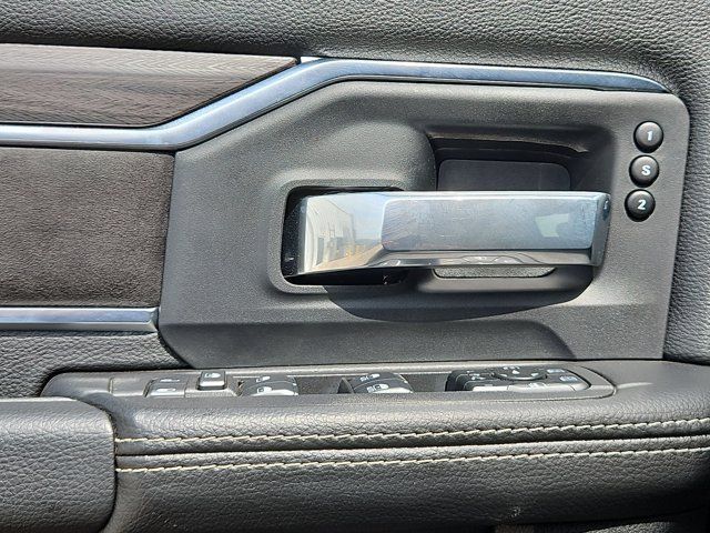 Used 2025 RAM 3500 Laramie AWD/4WD image 21