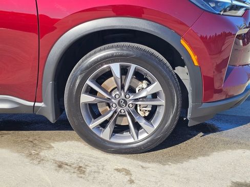 Certified 2024 INFINITI QX60 Luxe image 9