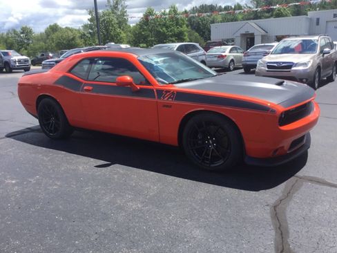 Used 2023 Dodge Challenger R/T Scat Pack w/ T/A Package RWD image 7