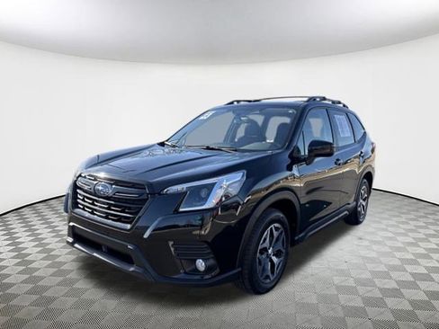 Certified 2023 Subaru Forester Premium image 3