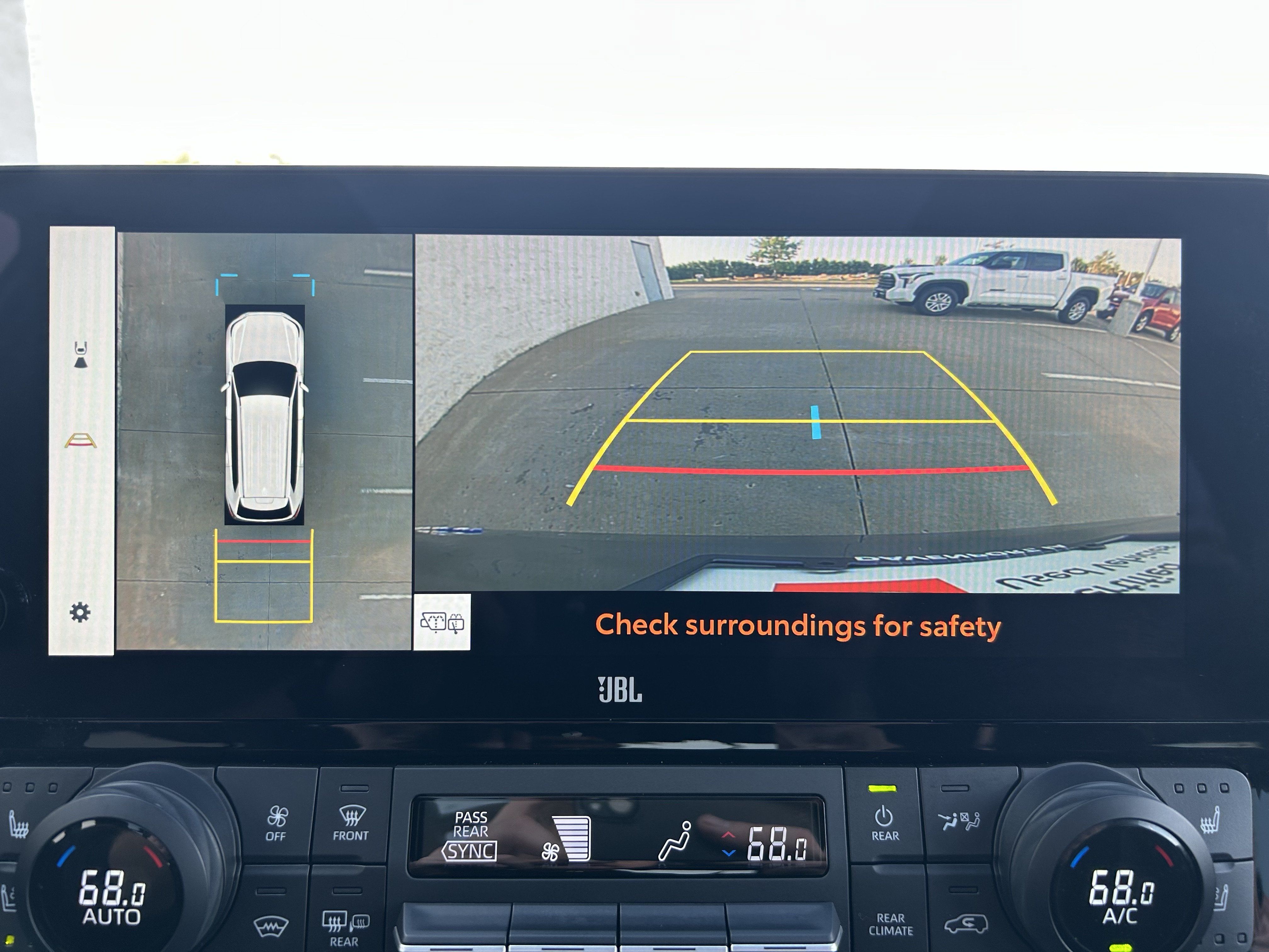 Used 2025 Toyota Grand Highlander AWD Hybrid image 32