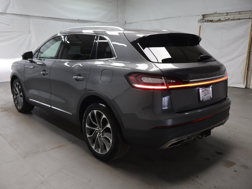 Used 2023 Lincoln Nautilus Reserve w/ Class II Trailer Tow Package AWD/4WD image 5