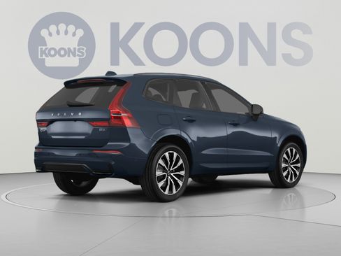 Used 2023 Volvo XC60 B5 Ultimate w/ Climate Package AWD/4WD image 4