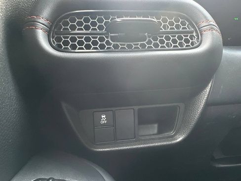 Used 2025 Honda HR-V Sport image 21