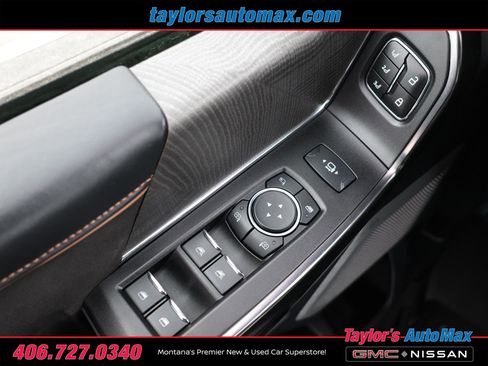 Used 2023 Ford F350 Platinum w/ Tremor Off-Road Package AWD/4WD image 33