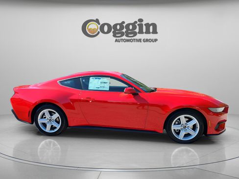 New 2026 Ford Mustang Coupe image 6