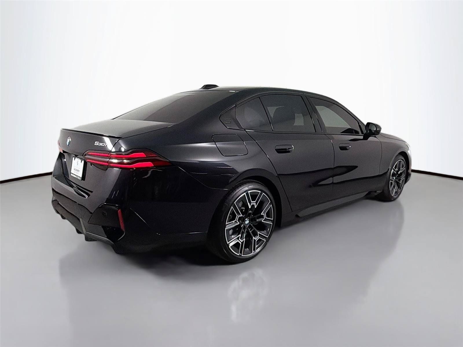 New 2026 BMW 530i w/ M Sport Package RWD image 9