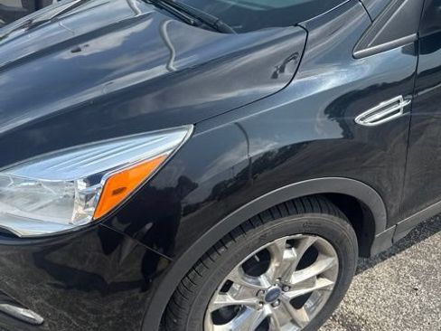 Used 2015 Ford Escape SE w/ Equipment Group 201A AWD/4WD image 1