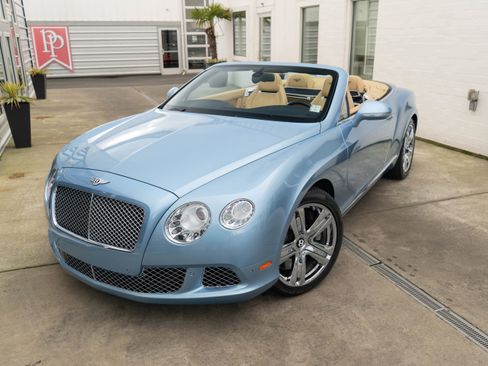 Used 2012 Bentley Continental GT image 3